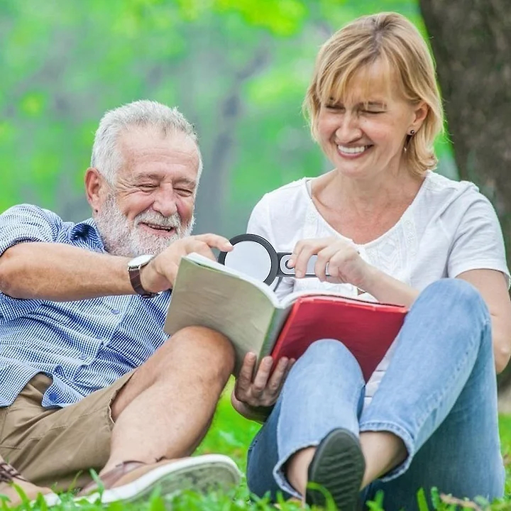 30x Lupa ręczna dla seniorów - ZoomXpert-Trend Polska