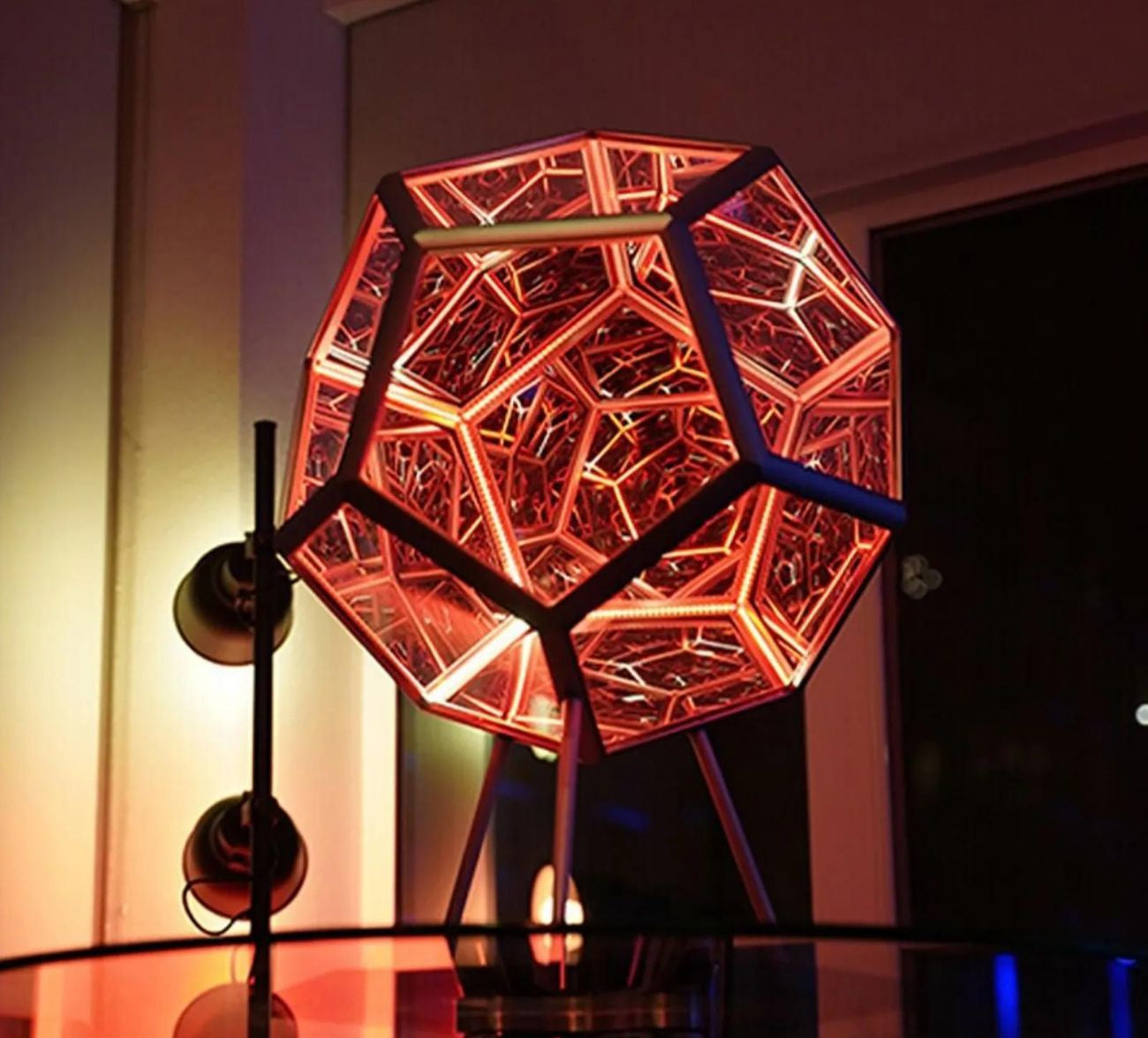 3D LED Kula Świetlna z Iluzją Głębi – LumaCore-12-ścian 20x20x20cm-Trend Polska