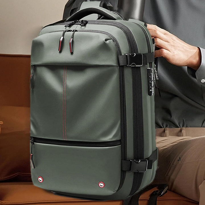 Odkurzacz plecakowy – Rozszerzana wodoodporna torba podróżna 60L z kieszenią na laptop – Trivora