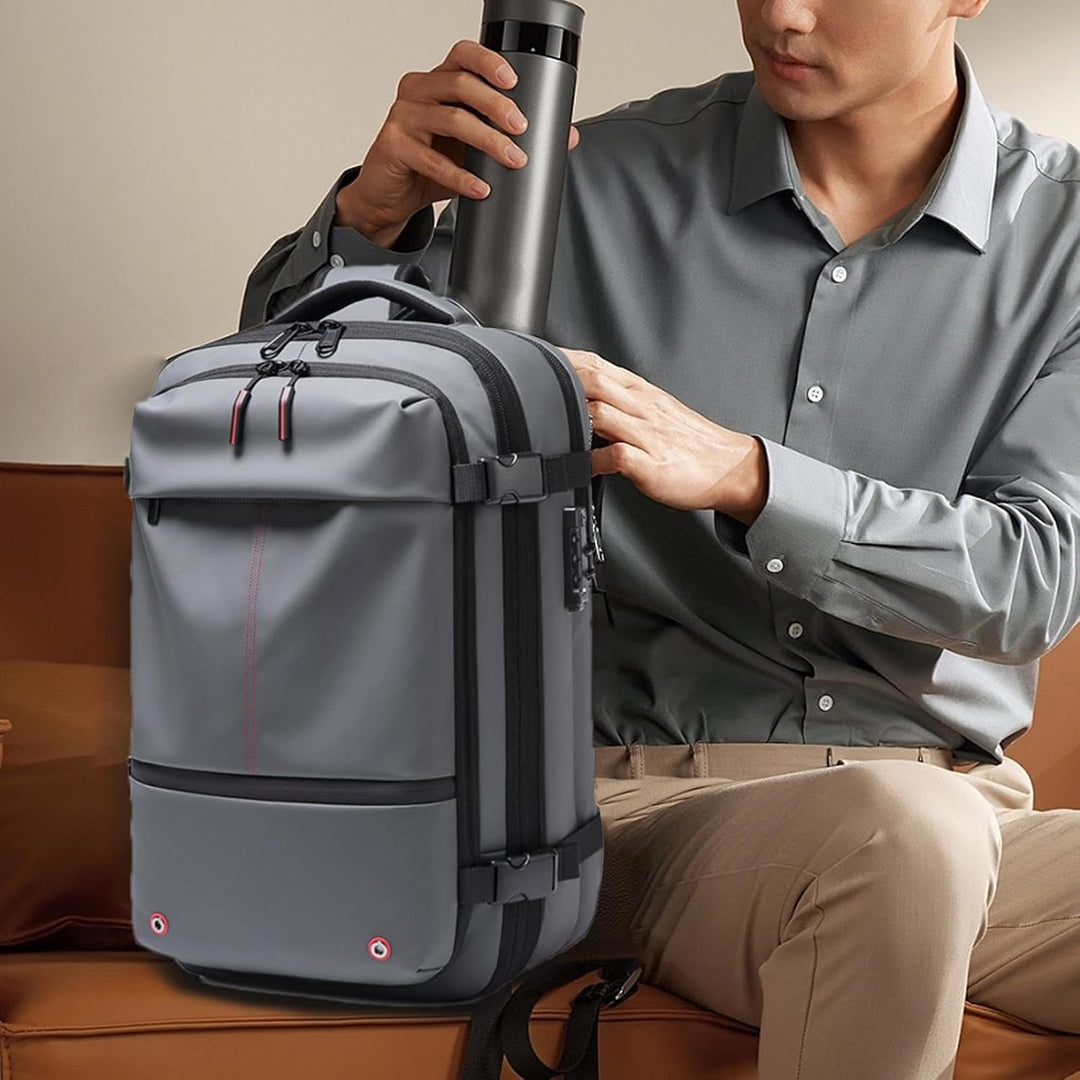 Odkurzacz plecakowy – Rozszerzana wodoodporna torba podróżna 60L z kieszenią na laptop – Trivora