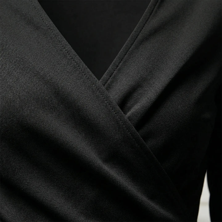 Asymmetrisches V Ausschnitt Kleid - Soraya