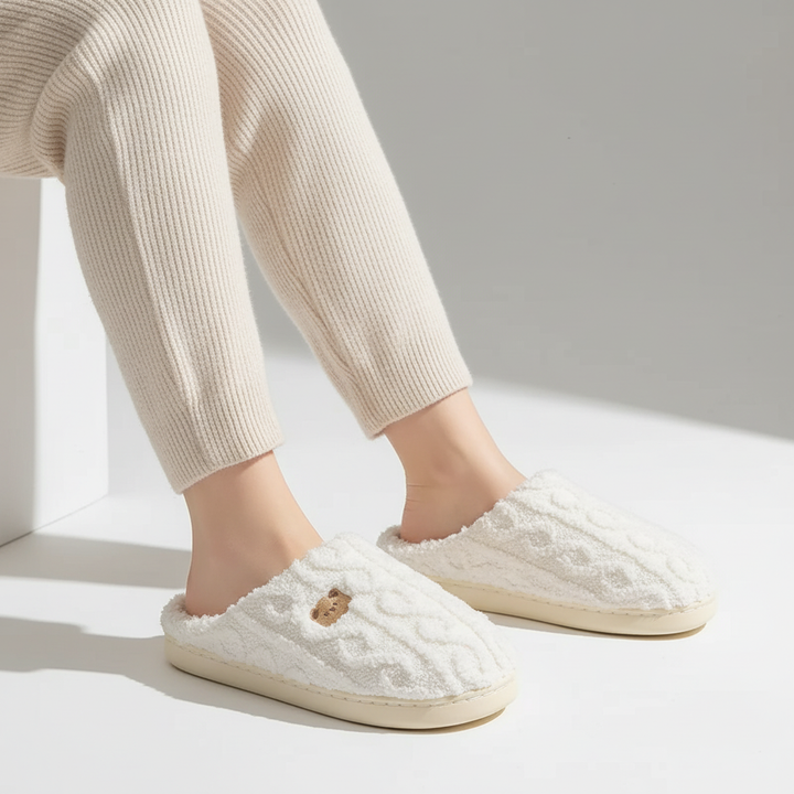 Gefütterte Flauschige Hausschuhe - CozyTinsel
