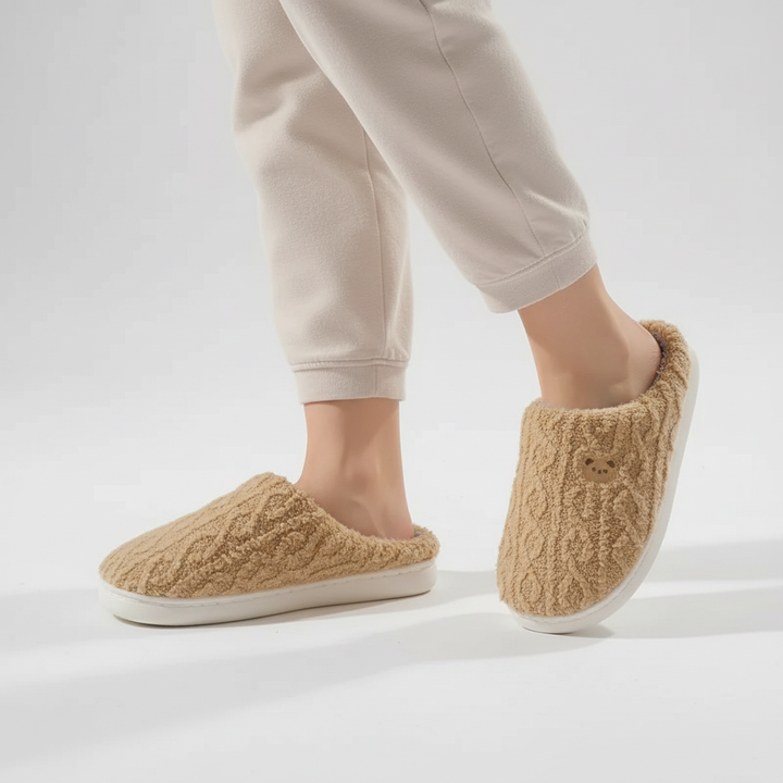 Gefütterte Flauschige Hausschuhe - CozyTinsel