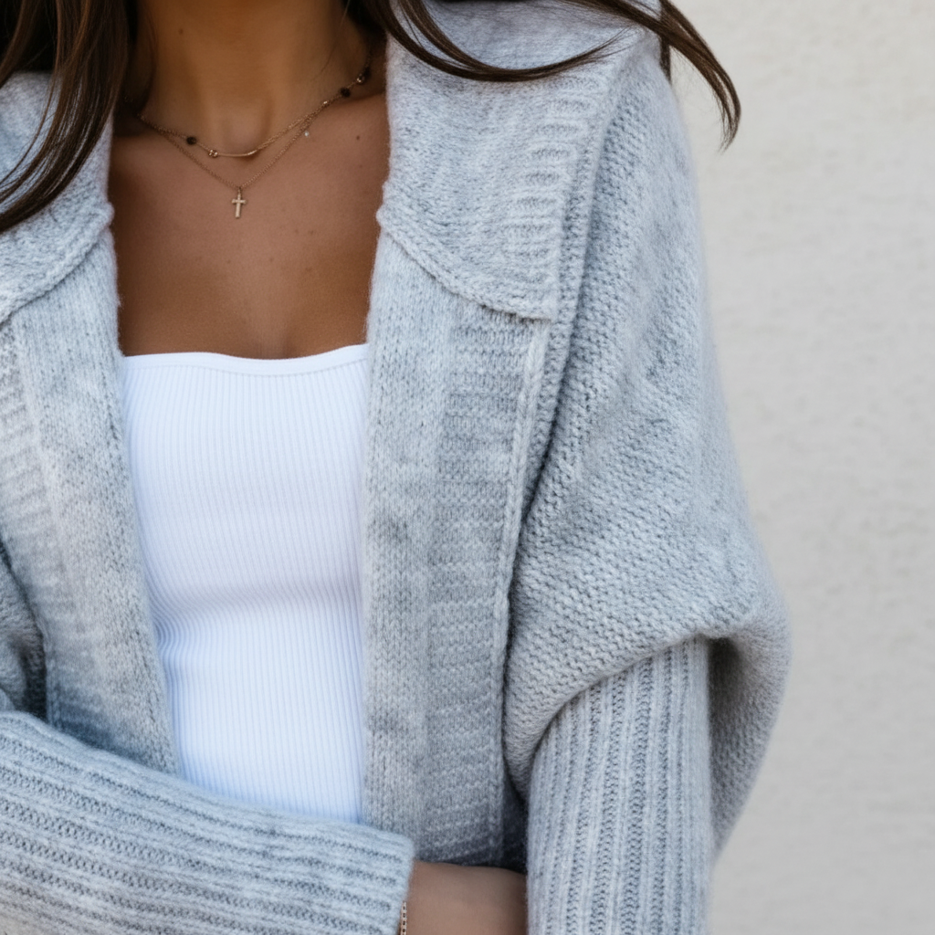 Gestrickte Weste Mit Kapuze - Kerstin