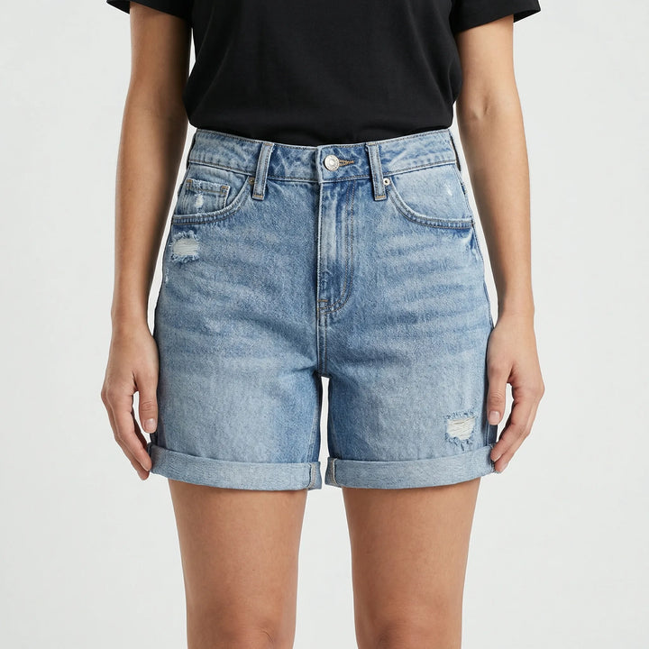 Hochgeschnittene Jeansshorts Im Used-Look - Courtney