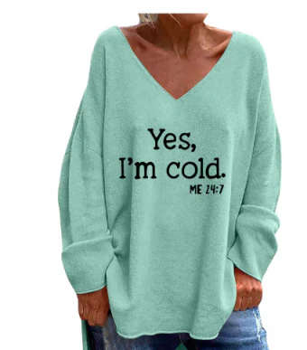 Damski oversize sweter z dekoltem w serek i wzorem – Alenia