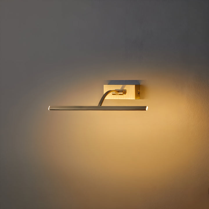 Lampa z zakrzywionym wysięgnikiem i świecącym poziomym ramieniem, widziana z ukosa na ścianie 3
