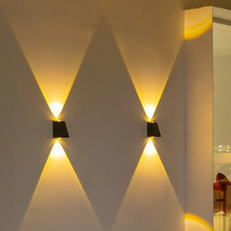 Solar Wall Light | Cordless & Automatic | IP65 Weatherproof 4