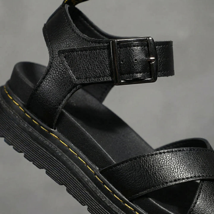 Sportliche Sandalen Mit Plateausohle - Velma