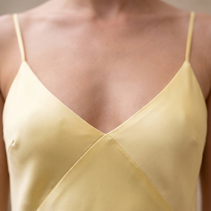 Sukienka Satynowa Na Ramiączkach -  Tonya