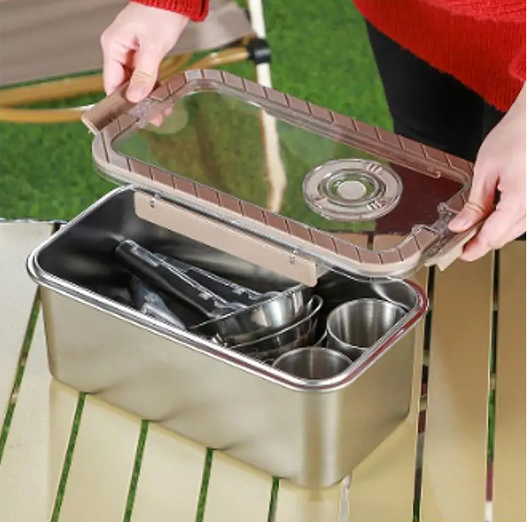 Zestaw naczyń campingowych ze stali nierdzewnej z pojemnikiem do przechowywania – CampSet