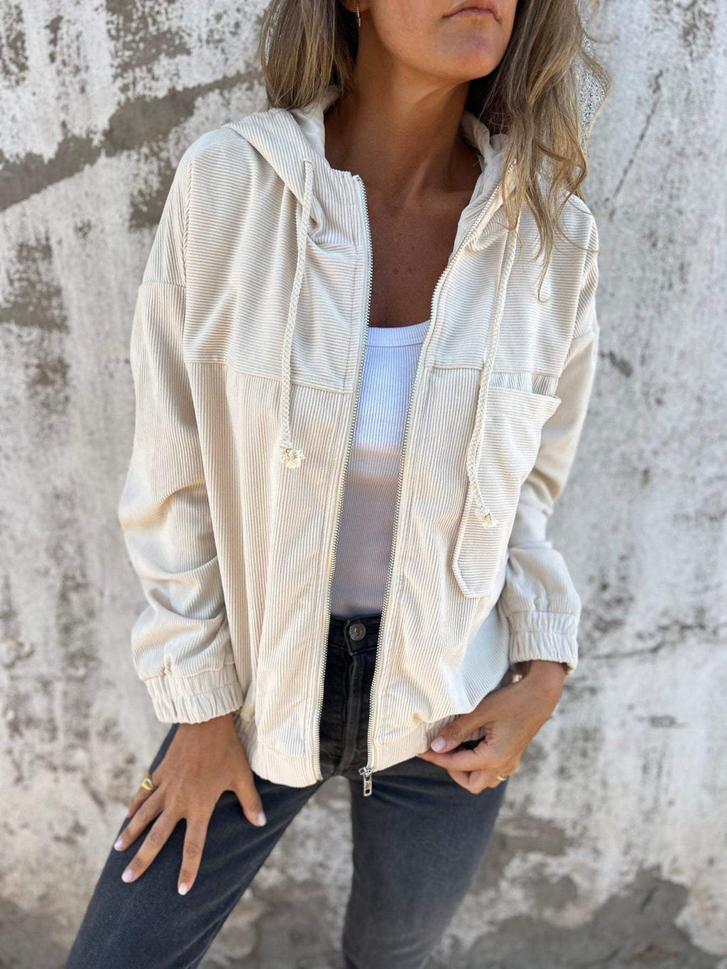 AA OUT OF STOCK Casual Damska Bluza z Kapturem i Zamkiem – Noemi-Biały-S-Trend Polska