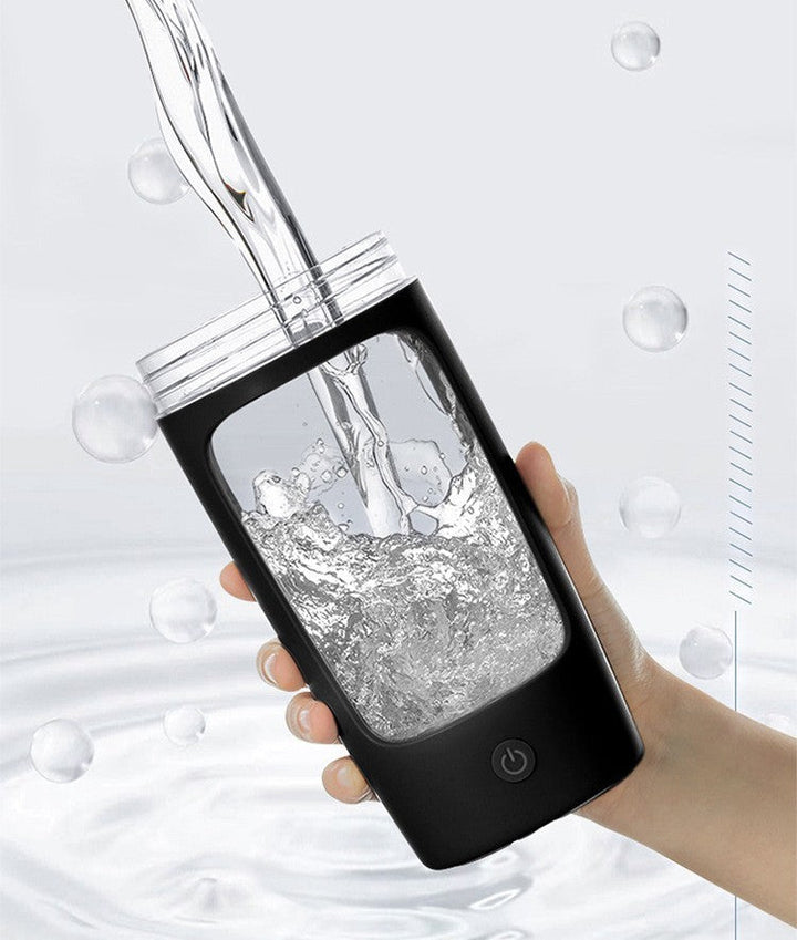 Samowystarczalny shaker do proteinów z portem USB – MixMate