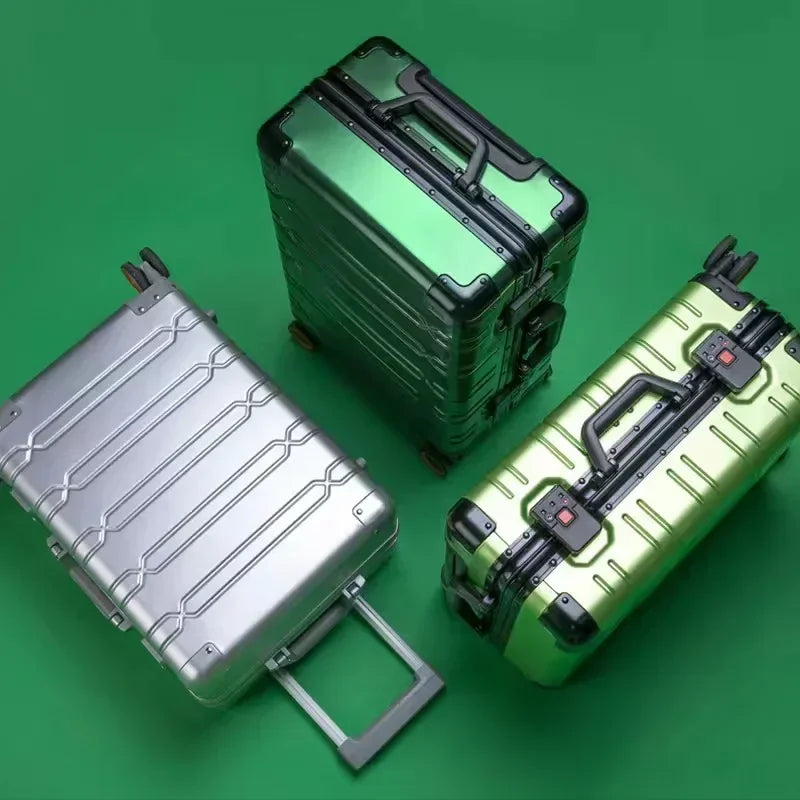 Aluminium-Magnezowy kuferek – Viena Voyager-Czarny-S (37 L)-Trend Polska