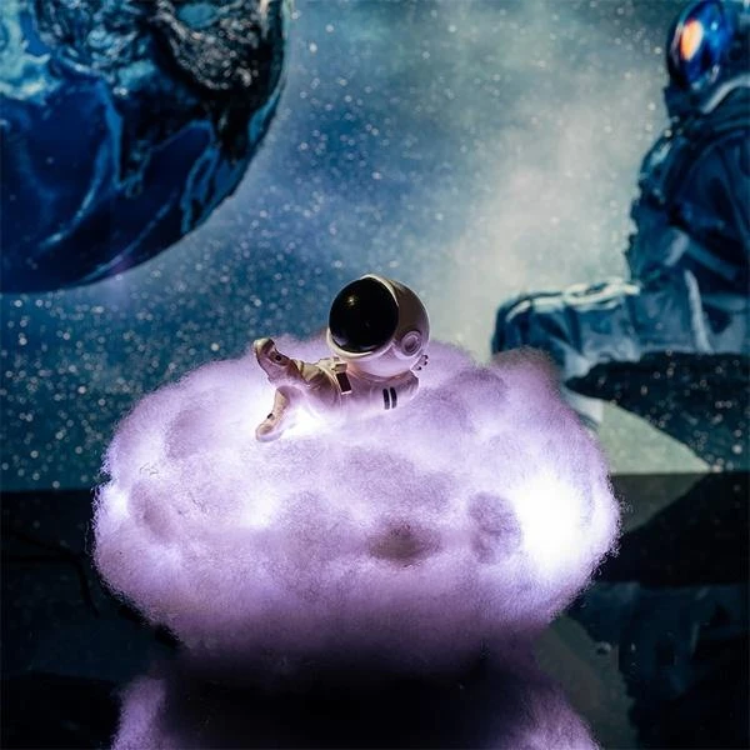 Astronaut Lampa Chmurowa - AstroCloud-Trend Polska
