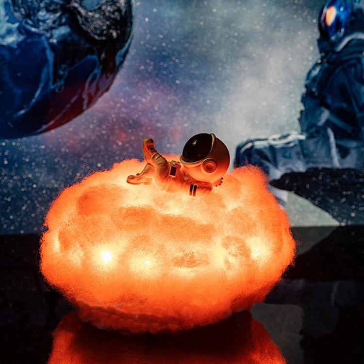 Astronaut Lampa Chmurowa - AstroCloud-Trend Polska
