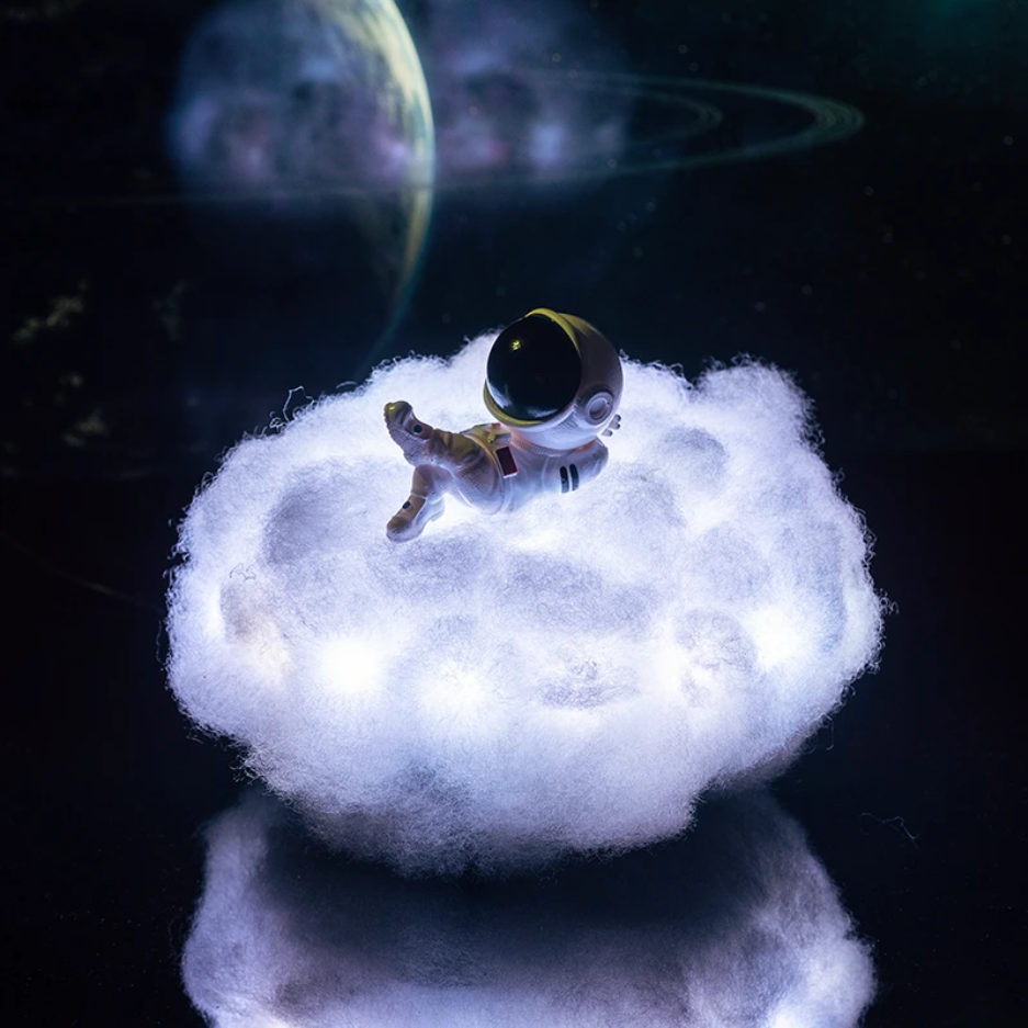 Astronaut Lampa Chmurowa - AstroCloud-Trend Polska