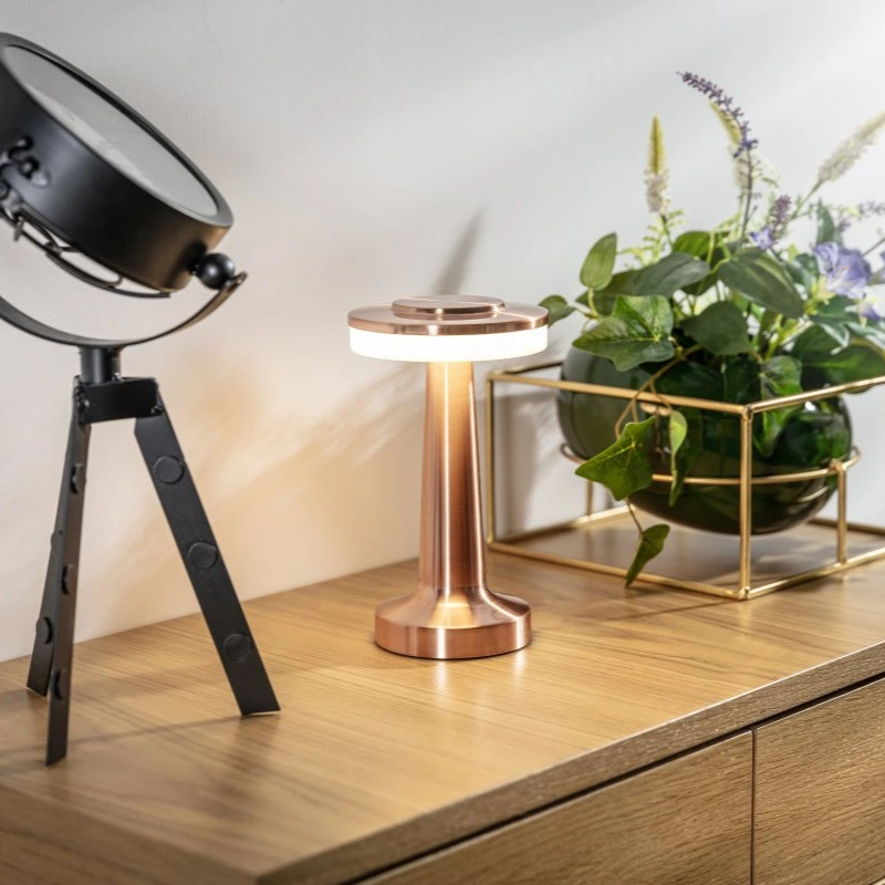 Bezprzewodowa lampa stołowa w stylu retro - LumiBar-Złoto-Trend Polska