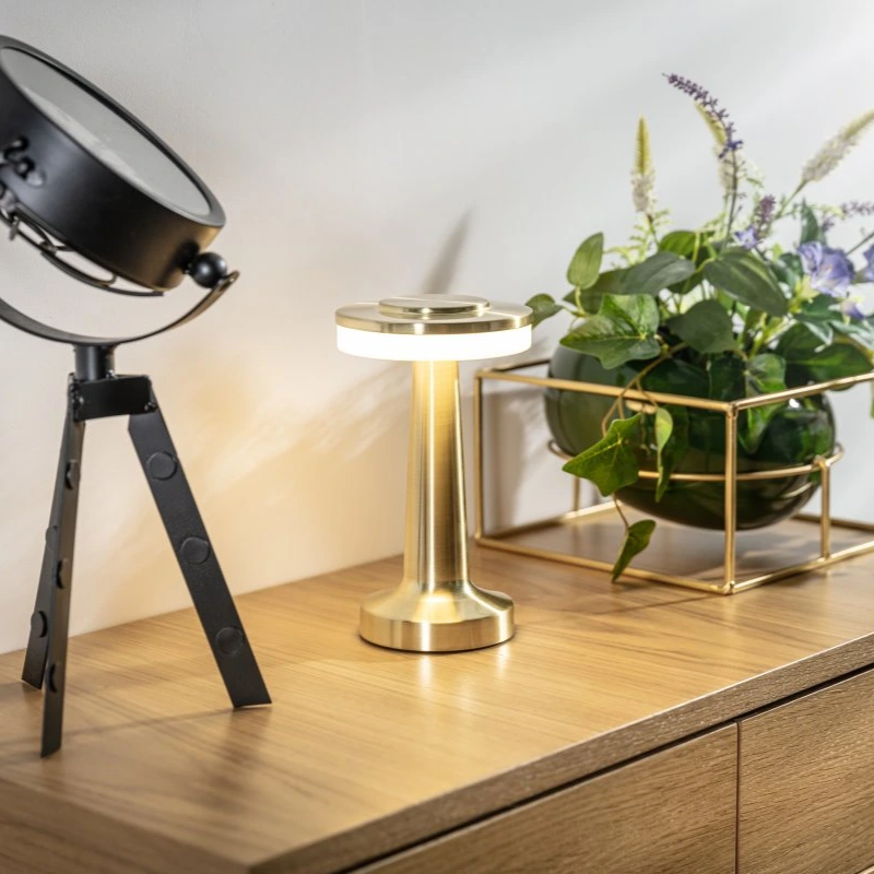 Bezprzewodowa lampa stołowa w stylu retro - LumiBar-Złoto-Trend Polska