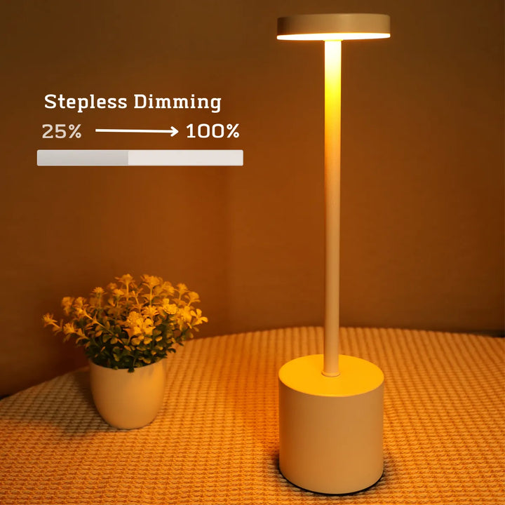 Bezprzewodowa Metalowa Lampa Stołowa LED - LumiMetal-Biały-Trend Polska