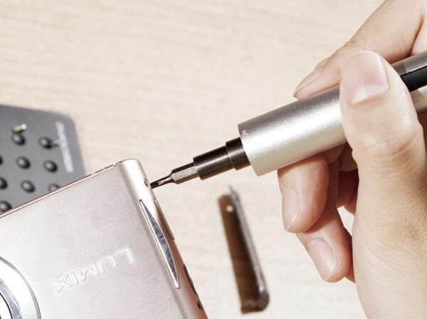 Bezprzewodowy elektryczny wkrętak – Vortex-Trend Polska