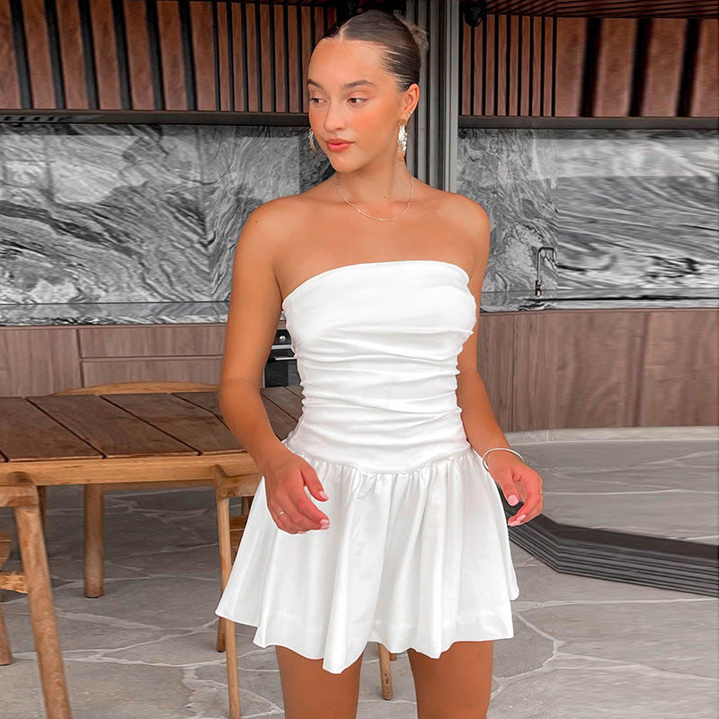 Biała Mini-sukienka bez ramiączek z plisowanymi detalami – Nikki-XS-Trend Polska