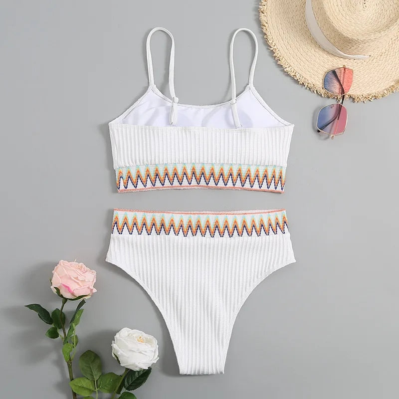 Bikini z regulowanymi ramiączkami i wysokim stanem – Malia-Biały-XS-Trend Polska
