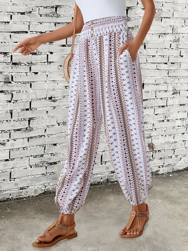 Boho-Chic Damskie Spodnie z Graficznym Printem - Solara-S-Biały-Trend Polska