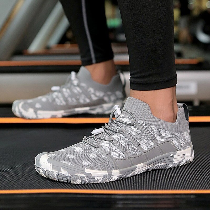 Buty sportowe na bosaka z antypoślizgową podeszwą – Auron-Czarny-35-Trend Polska