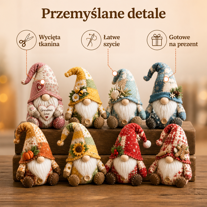 Osiem patchworkowych skrzatów w różnych kolorach ustawionych na dwóch drewnianych stopniach, z ikonami zalet zestawu 3