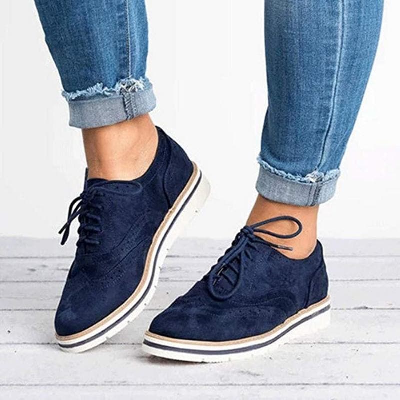 Damskie buty derby z zamszu z detalami brogued – Carisse
