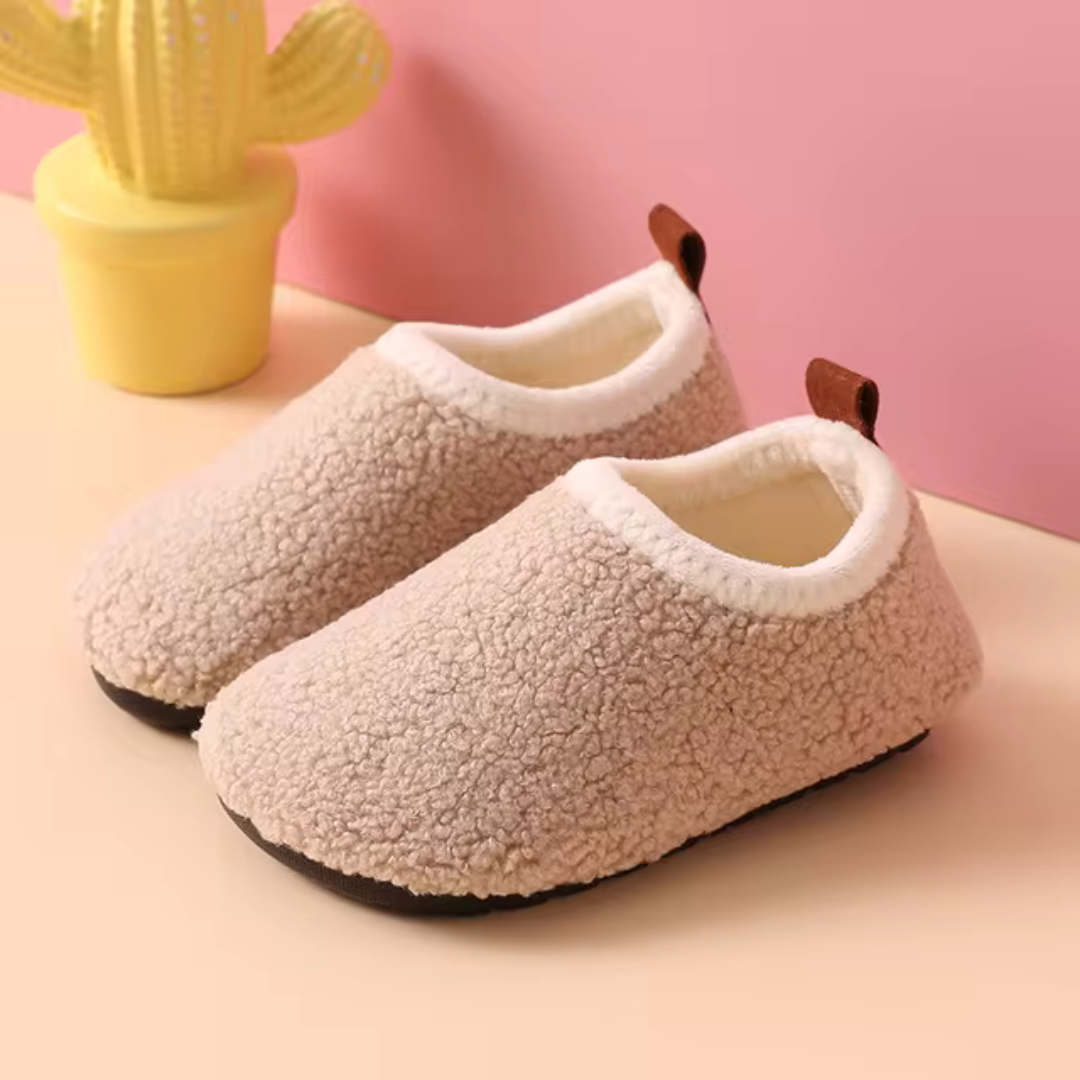 Ciepłe kapcie dla dzieci – SnuggleSteps-Beżowy-24-25-Trend Polska