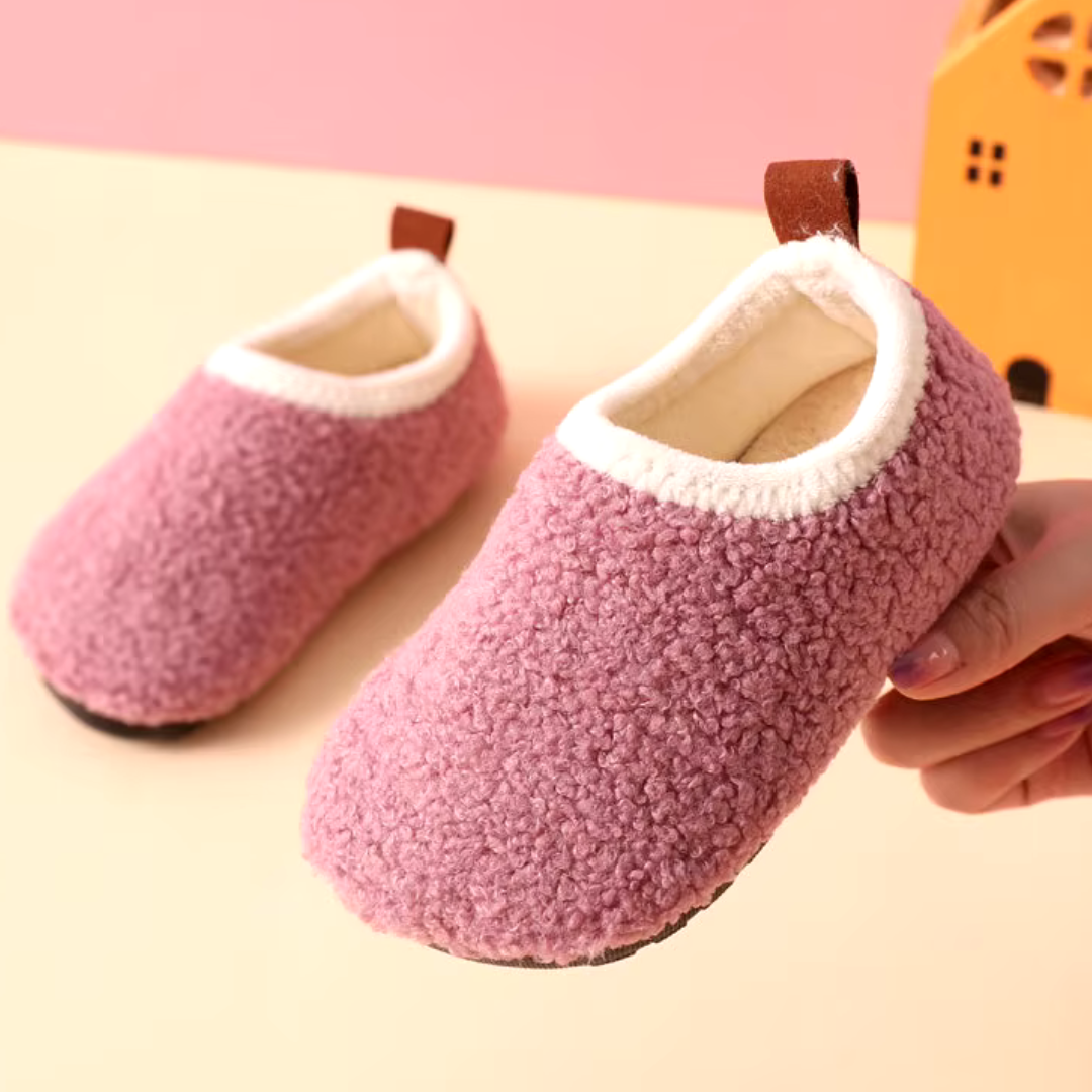 Ciepłe kapcie dla dzieci – SnuggleSteps-Różowy-24-25-Trend Polska