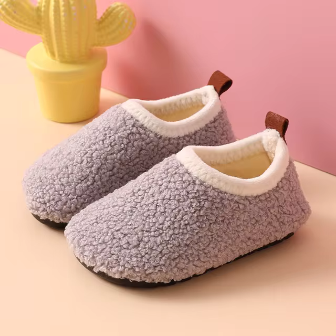 Ciepłe kapcie dla dzieci – SnuggleSteps-Szary-24-25-Trend Polska