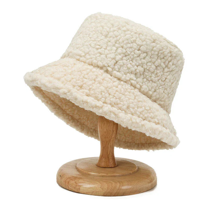 Ciepły Modny Kapelusz Teddy Bucket - Livia-Biały-Trend Polska