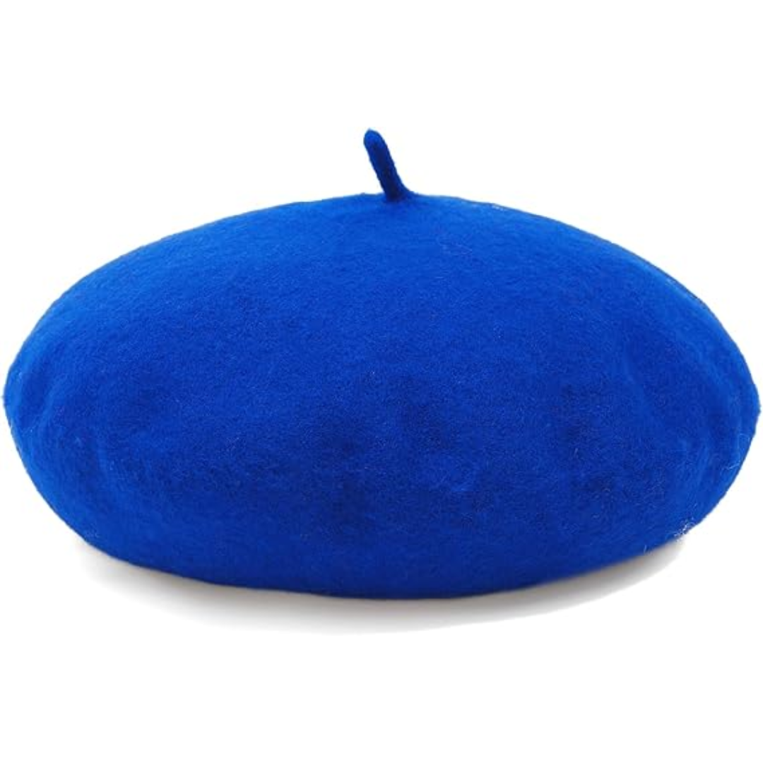 Beret w intensywnym niebieskim kolorze z ogonkiem na górze, ujęcie z boku 5