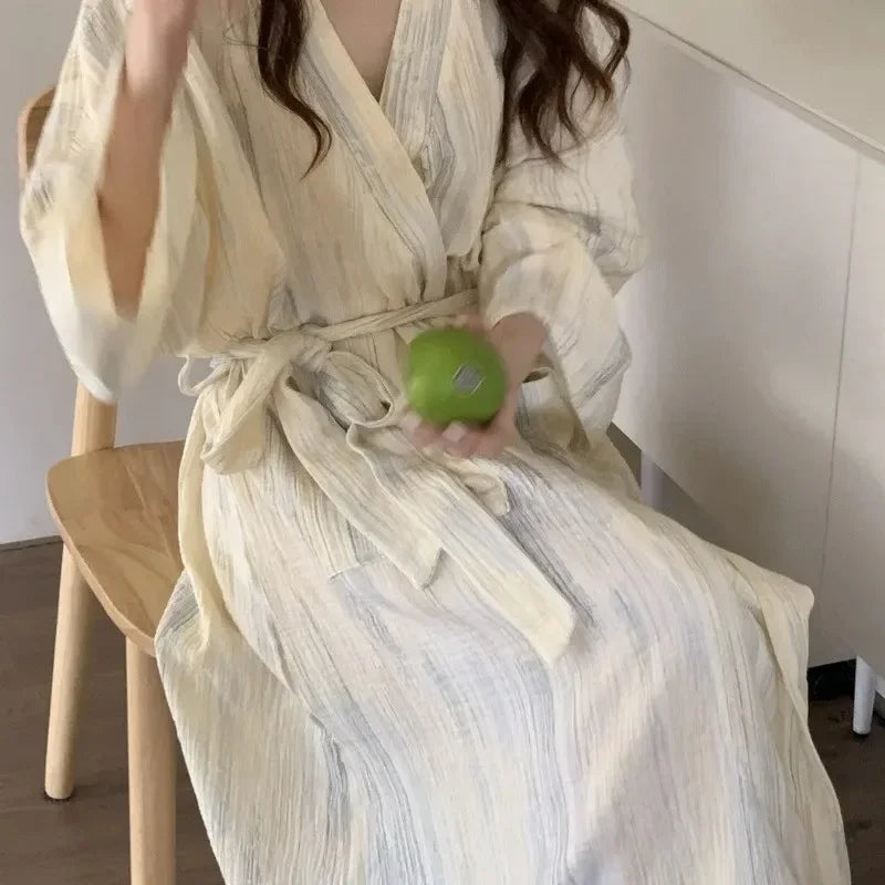 Codzienny damski letni szlafrok w stylu kimono – Hana-S-Trend Polska
