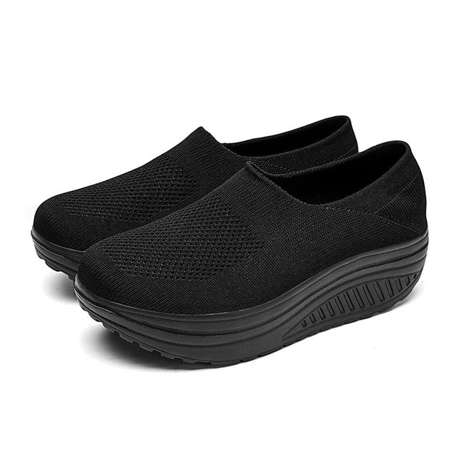 ComfortStride Slides | Damskie klapki sneakers z ortopedyczną wkładką-Czarny-35-Trend Polska
