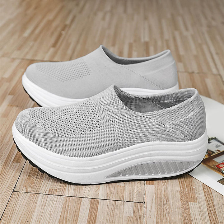 ComfortStride Slides | Damskie klapki sneakers z ortopedyczną wkładką-Szary-35-Trend Polska