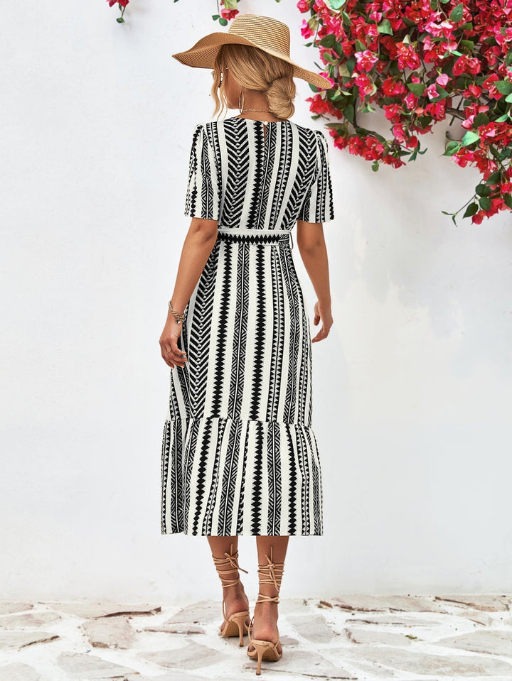 Czarna-biała w paski sukienka midi – Elise-XS-Trend Polska