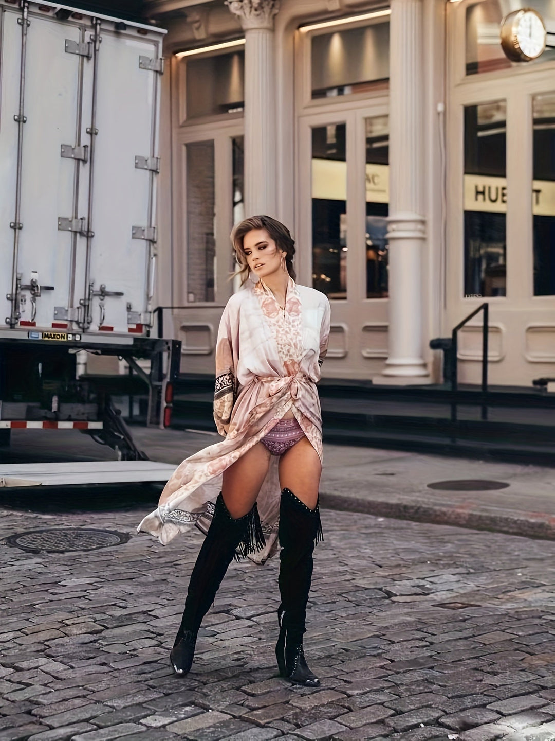 Czerwony kimono w kwiaty - Isabella-Czerwony Pomarańczowy-Jedna rozmiar-Trend Polska