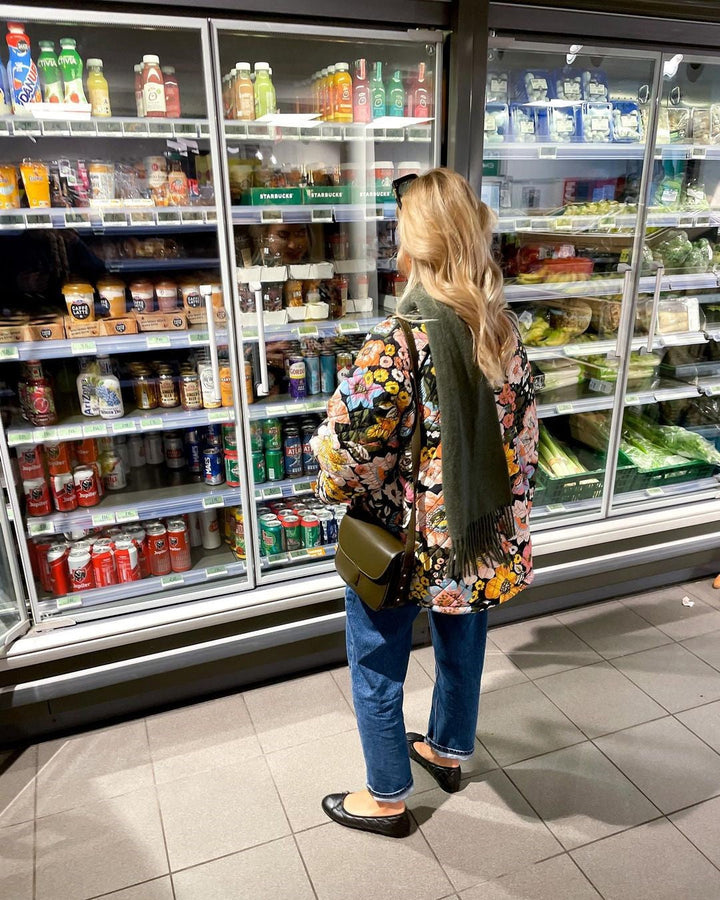 Damska kurtka z kwiatowym nadrukiem - Aurora-S-Trend Polska