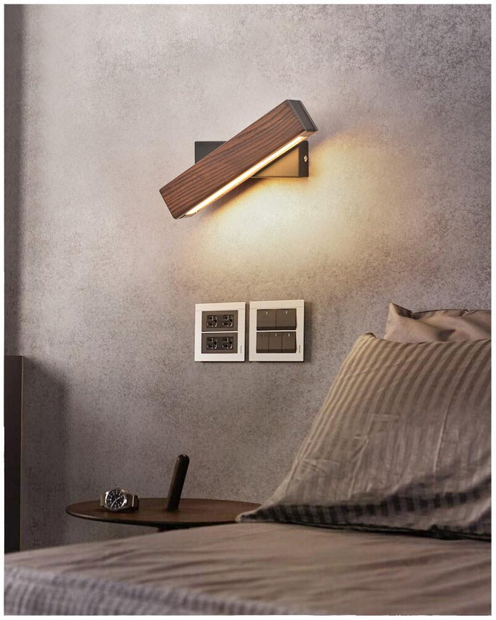 Drewniana lampa ścienna LED z funkcją obrotu - Twilight Pivot-Ciemne Drewno-Klein - 21 x 5 cm-Trend Polska
