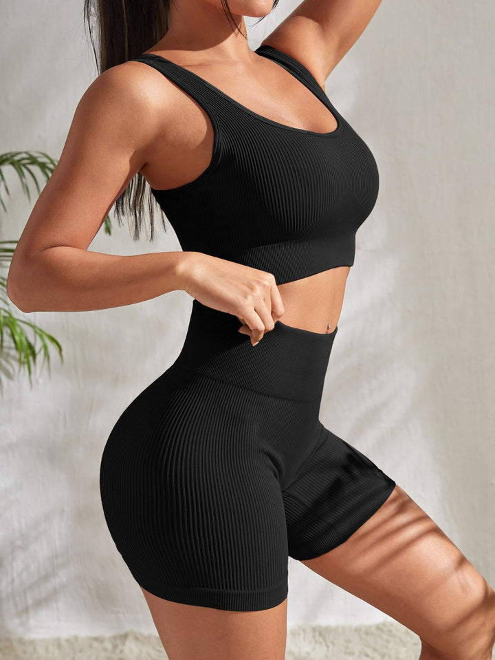 Dwuczęściowy damski zestaw fitness z szortami i topem sportowym – Sienna-Czarny-S-Trend Polska