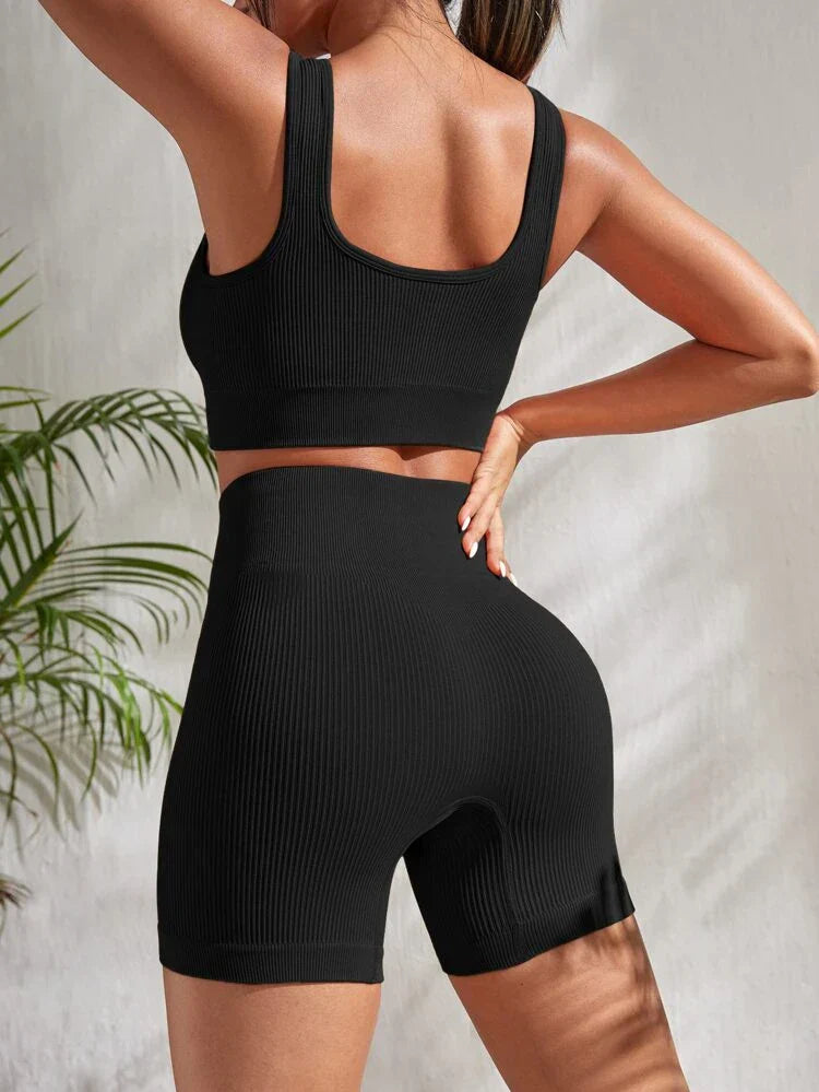 Dwuczęściowy damski zestaw fitness z szortami i topem sportowym – Sienna-Czarny-S-Trend Polska