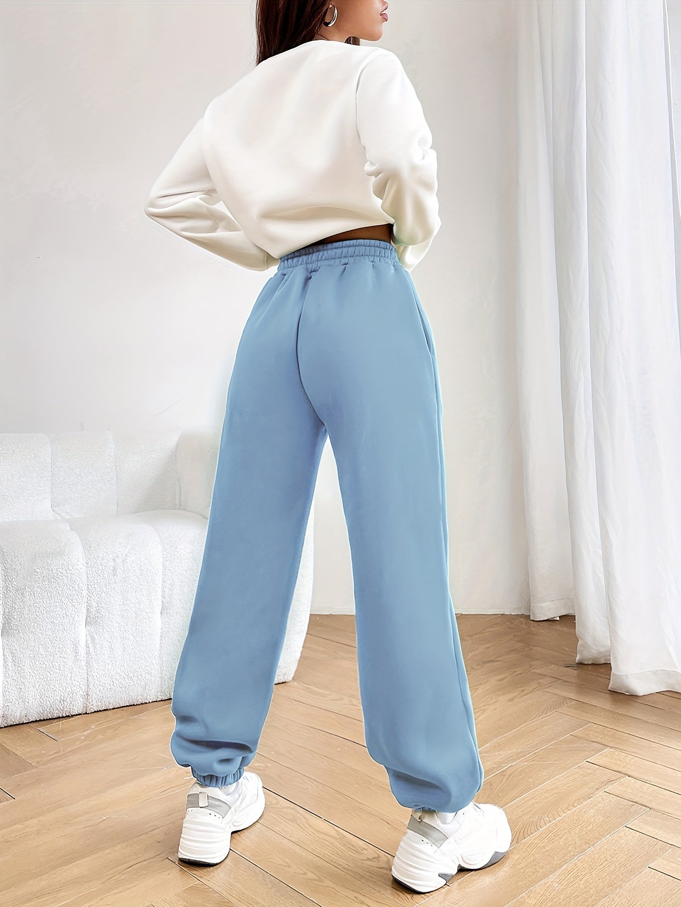 Dwuczęściowy dres z modnym nadrukiem liter - Isabelle-Zielony-S-Trend Polska
