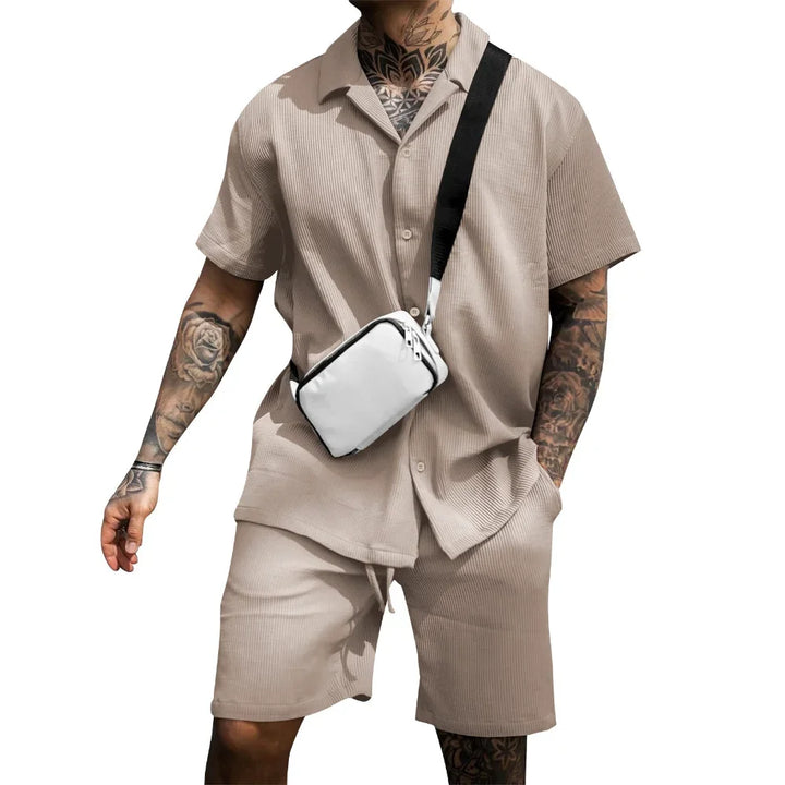 Dwuczęściowy letni zestaw dla mężczyzn z koszulą i szortami – Milan-Khaki-S-Trend Polska