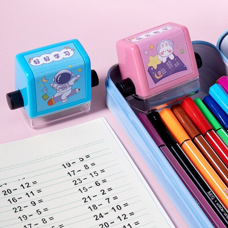 Edukacyjna pieczątka matematyczna dla dzieci - SumStempel-Zestaw 4 (+ - x ÷)-Trend Polska
