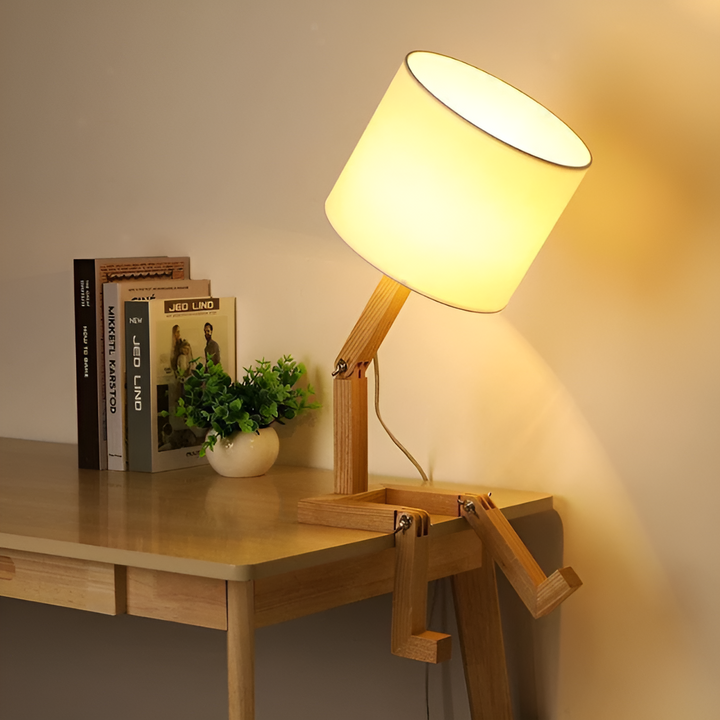 Elastyczna lampa biurkowa z drewna litego – LumoBot-Trend Polska