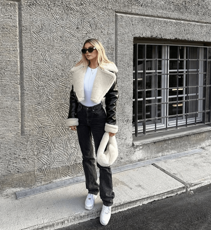 Elegancka skórzana kurtka z futrzanym wykończeniem na zimne dni - Sofia-XS-Trend Polska